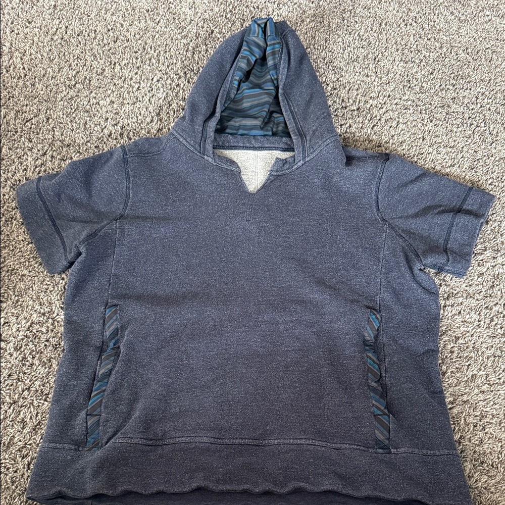 lululemon athletica Blue Short Sleeve Hoodie